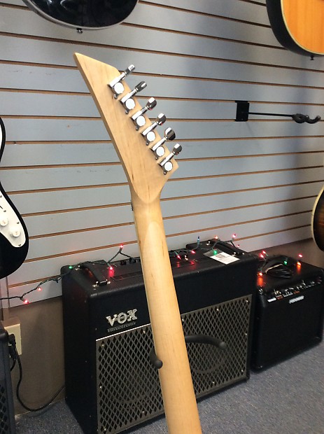 Sky flying online v guitar