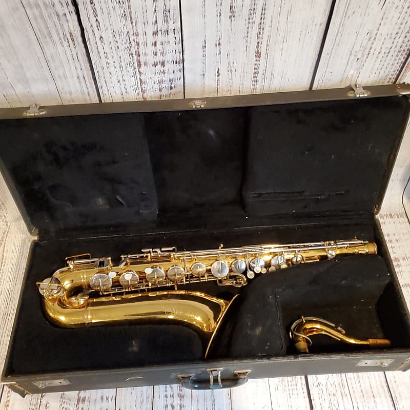 Bundy Tenor Sax with case and mouthpiece late 1970's Reverb