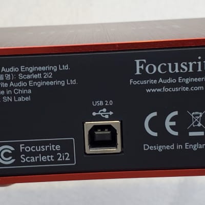 Focusrite Scarlett 2i2 (3rd Gen) USB Audio Interface plus Waves Musicians 2  and iZotope Mobius Filter Bundle - Podcast Hero ™ - High Converting Podcasts