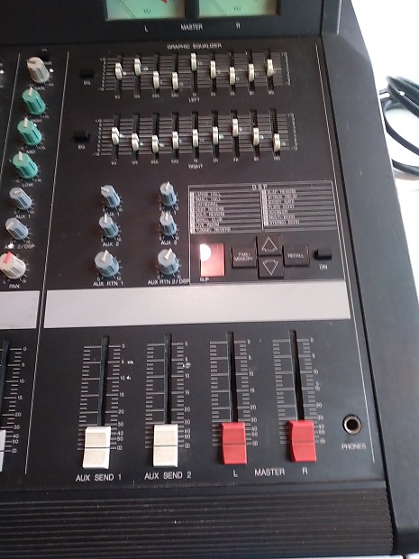 Yamaha EMX 2300 Powered Mixer - Local Pickup OnlyTampa, FL