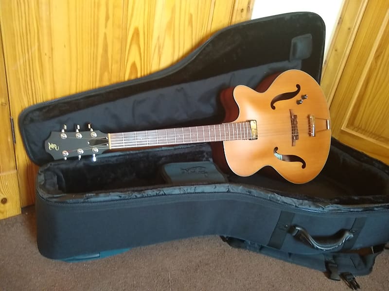 Furch A17-40 フォルヒ フルアコ アーチトップギター Струнодер 2.0 -Furch A17-40 CM Jazz Guitar review - YouTube