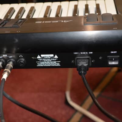 Alesis QS7