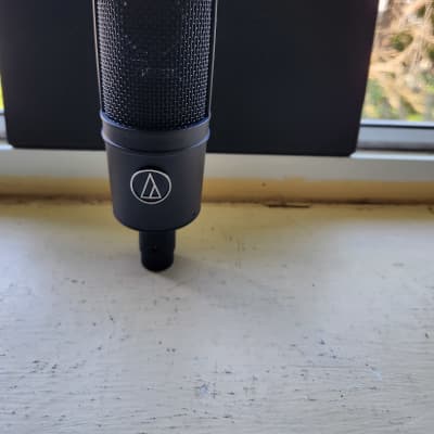 Audio-Technica AT4040 Large Diaphragm Cardioid Condenser 