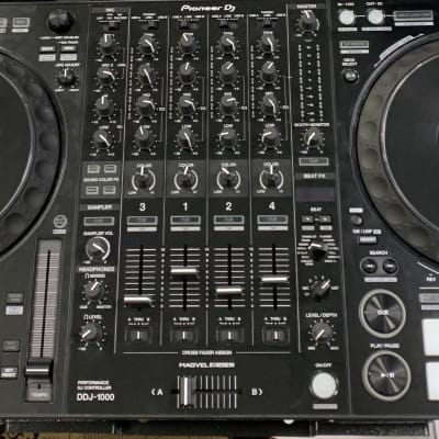 Pioneer DDJ-1000 4-Channel Rekordbox DJ Controller 2010s - Black image 2