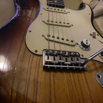 Fraser Stratocaster 2022 3 tone sunburst image 5