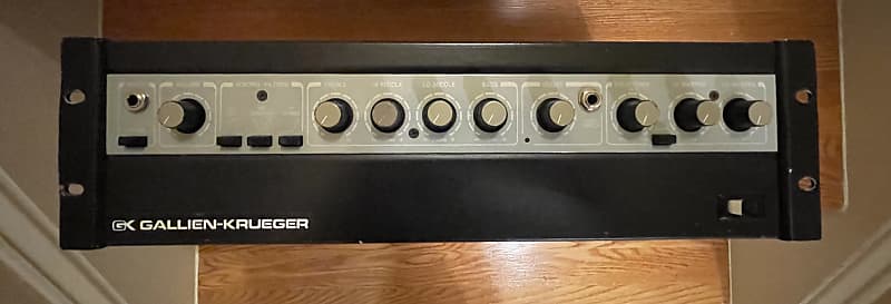 Gallien-Krueger 800RB 300 / 100-Watt Bi-Amp Bass Amp Head