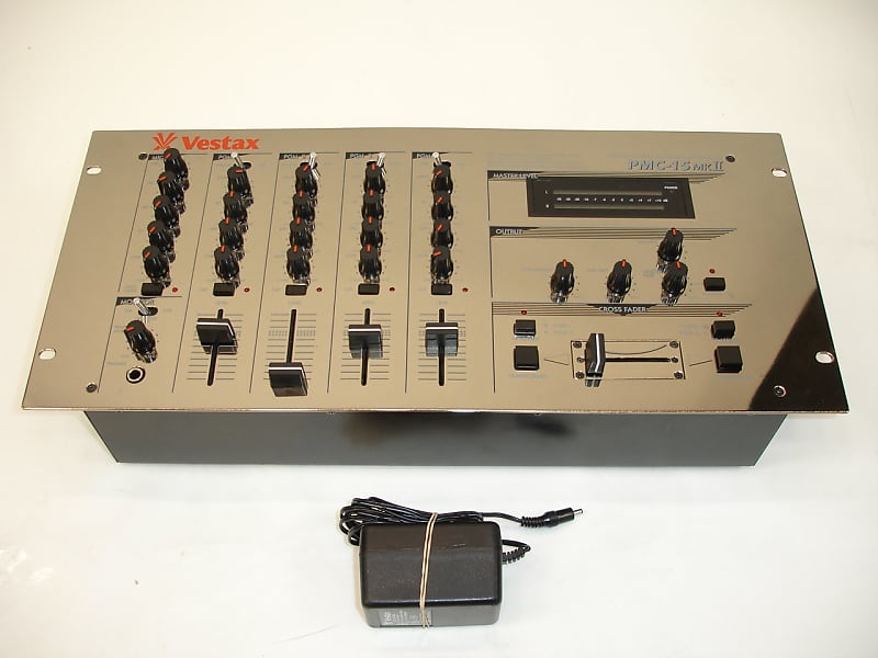 Vestax PMC-15 MKII DJミキサー 本体 Vestax PMC-15 MKII DJ Mixer | Reverb