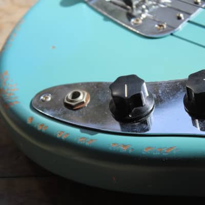 FENDER Justin Meldal-Johnsen Road Worn Signature Mustang Bass,  Faded Daphne Blue, GIGBAG, 3, 80 KG imagen 5