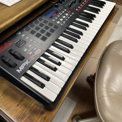 Akai MPK249 Present - Black image 3