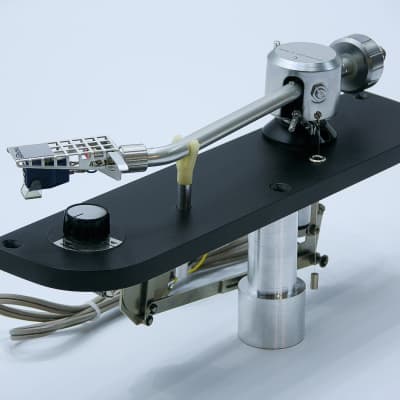 Thorens TP14 tonearm with TD124 board image 1