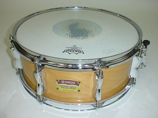 Yamaha Wood Shell 14 X 5.5 Snare Drum Previously Owned