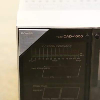 1985 Hitachi Lo-D DAD-1000 Vintage CD Compact Disk Player