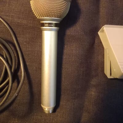 AKG D90c Vintage Dynamic Microphone image 2