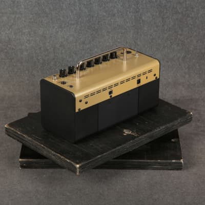 Yamaha THR5A Desktop Acoustic Amp - 2nd Hand image 4