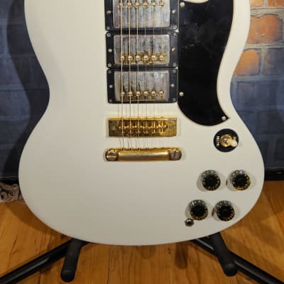 Vintage 1972 Gibson SG Custom Refinished White w/ OHSC- Repaired Headstock Under Finish image 8