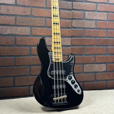 Woodcraft Electric Guitars JB4 Mini “Shortest-Scale” 4-String Electric Bass - Gloss Black image 2