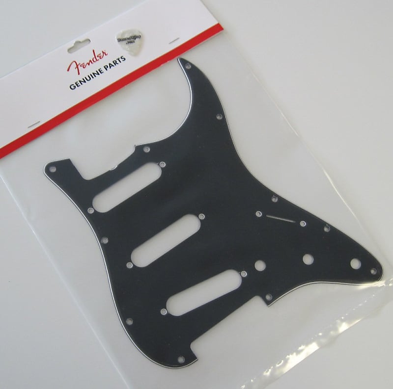 Fender USA 11-hole ’60s Vintage Stratocaster Pickguard 3-ply Black 0991345000 image 1