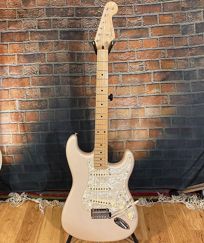 Fender 2021 Stratocaster Deluxe MIM Blizzard Pearl With Custom Shop Texas Special Pickups And Hard Case image 1