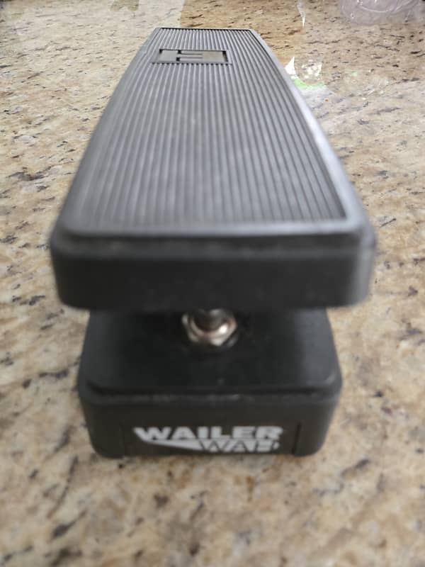 Electro-Harmonix Wailer Wah