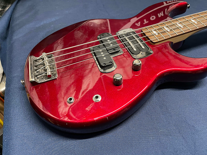 Yamaha BB714BS Billy Sheehan Signature Model 4-string Bass - Lava 