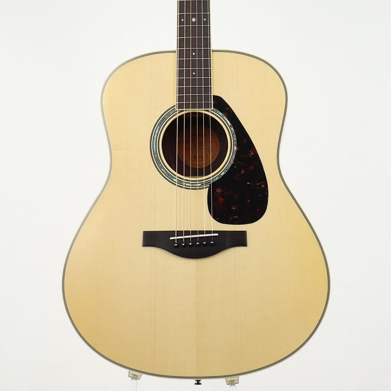 Yamaha LL6 Jumbo Acoustic/Electric Guitar