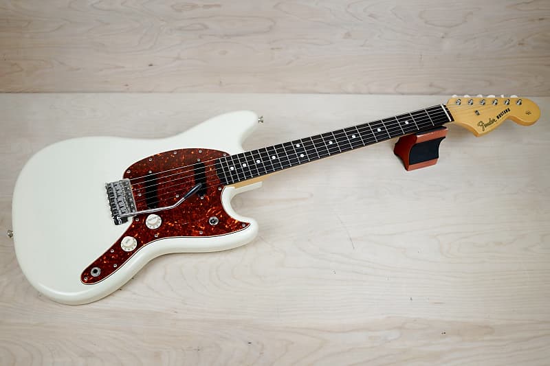 Fender MIJ Char Signature Mustang 2020 Olympic White w/ Bag | Reverb