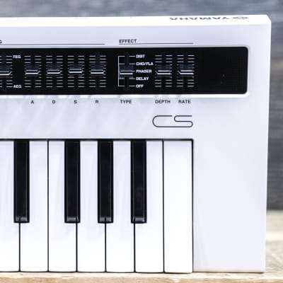Yamaha Reface CS 8-Note Polyphonic Virtual Analog 37-Key Mini Synthesizer w/Box