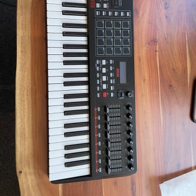 Akai MPK249 2014 - Present - Black