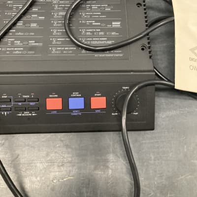 Yamaha QX21 Digital Sequence Recorder with original box image 6