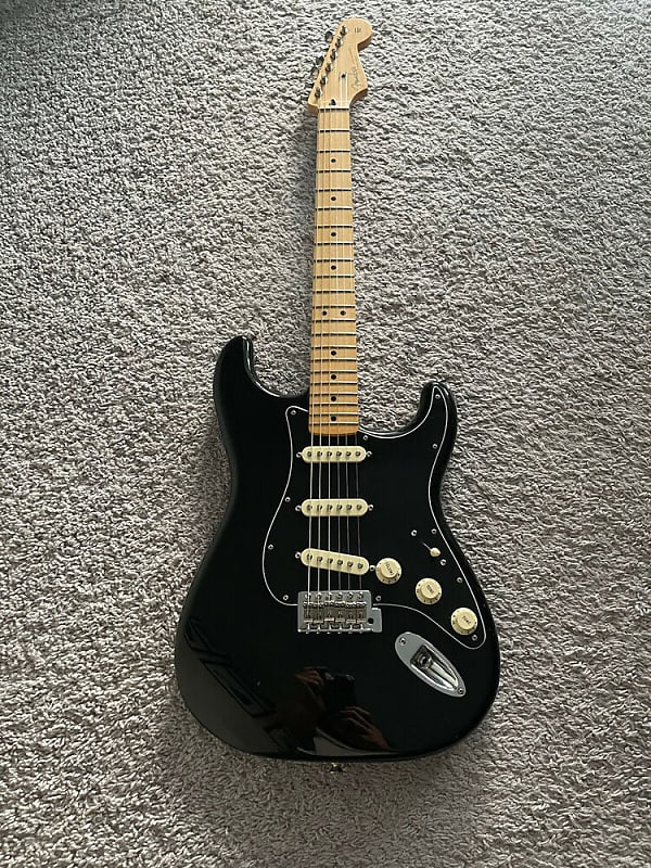 Fender Player Stratocaster Limited Edition MIM 2018 Black Maple