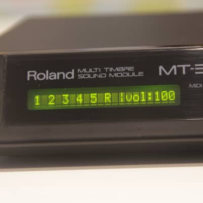 Roland MT-32 Multi-Timbral Synthesizer Module 1987 - 1992 - Black