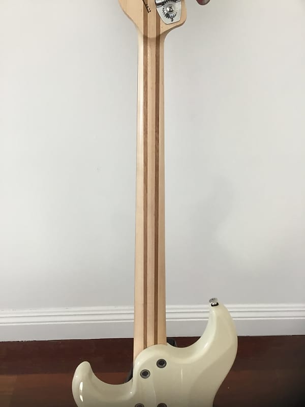 Yamaha BB 1024x Vintage White | Reverb