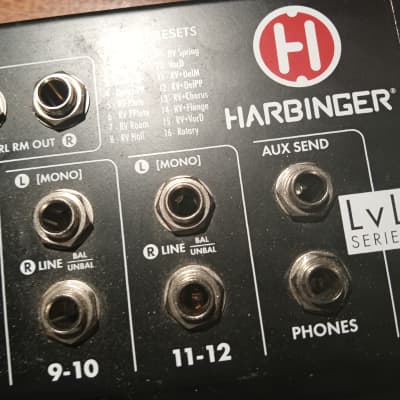 Harbinger L1202FX Mixer Review