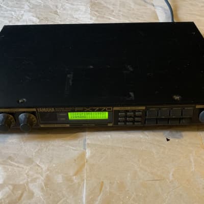 Yamaha  FX-770 Guitar Effect Processor 90s with two FC7 Expression Pedal and Korg PS-2 footswitch Complete Set! Excellent Condition