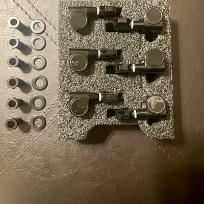 Ibanez Sealed Die-Cast Inline Non-staggered Tuner Set 2020 - Black image 4