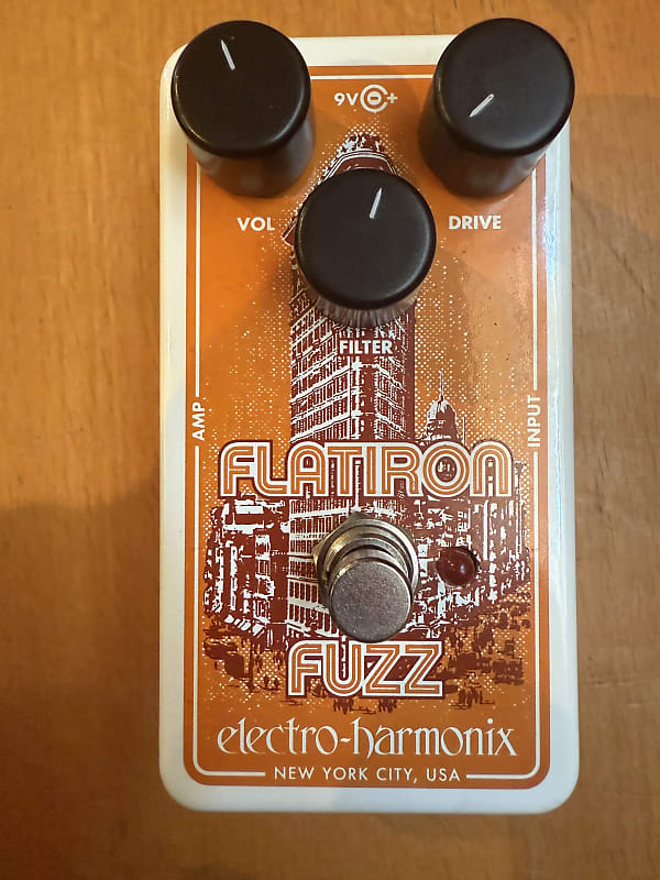 Electro-Harmonix Flatiron Fuzz