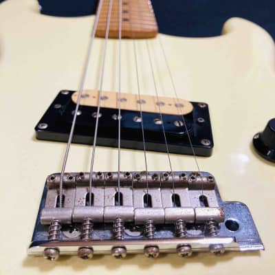 Kramer Neptune NJ USA White Electric Guitar w/Soft case | Reverb