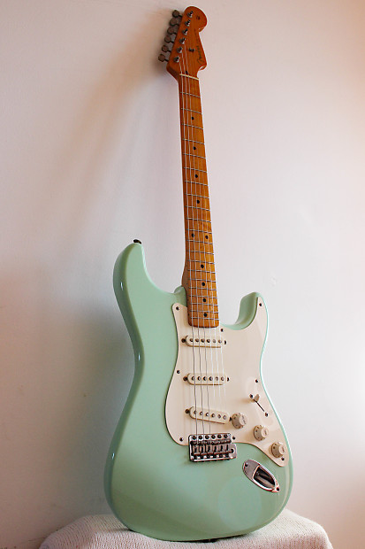 ギター Fender 50s Stratocaster Surf Green MIM 510136000849063-00-600x600.jpg