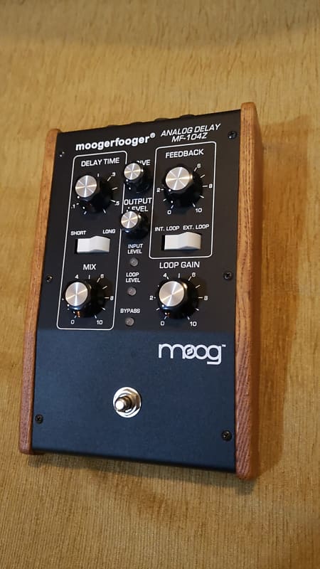 Moog Moogerfooger MF-104z Analog Delay mf104 mf 104 mf104z