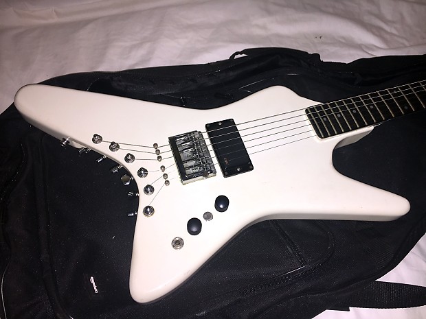 Headless 2025 explorer guitar