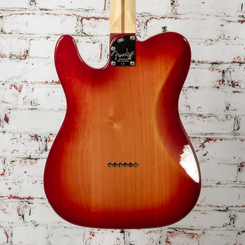Fender - 2009 American Deluxe Telecaster - Maple Fingerboard