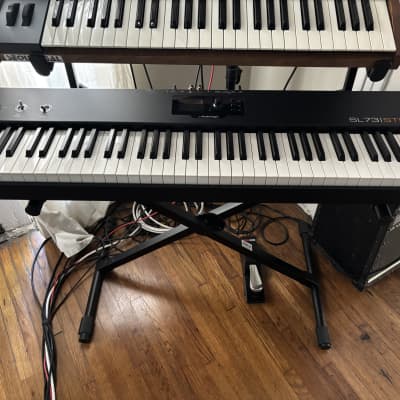 Studiologic 　SL73 Studio Amazon.com: Studiologic SL73 Studio Midi Controller
