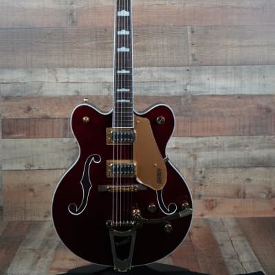 G5422TG Electromatic® Classic Hollow Body Double-Cut with Bigsby® and Gold Hardware, Laurel Fingerboard, Walnut Stain image 1