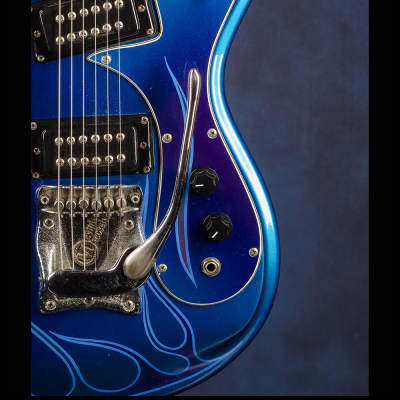 Mosrite [Vibramute Model] specially built for Mick Mars of Mötley Crüe by Semie Mosely 1991 Metallic blue/purple with flame pinstriping image 6