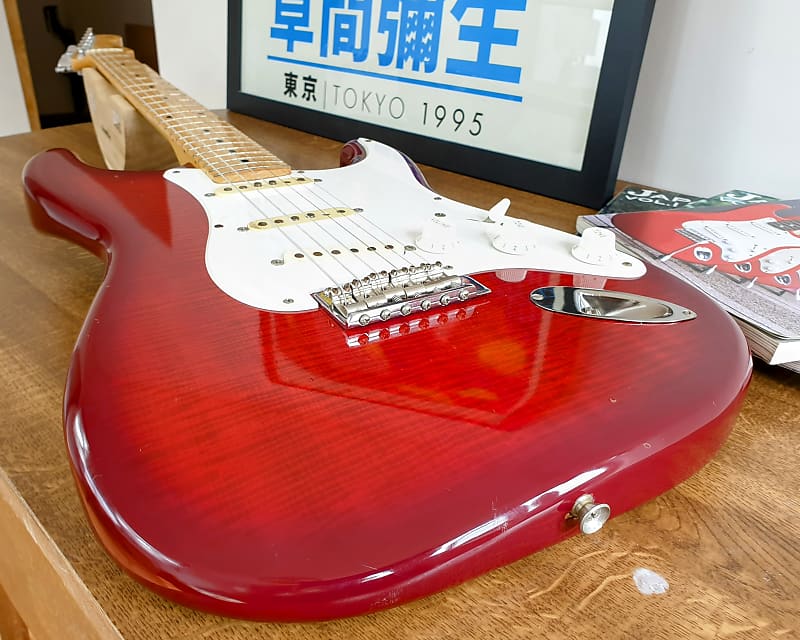 Fender ST 58 VM. MIJ, 'Order Made' '92 - Foto flame  red image 1