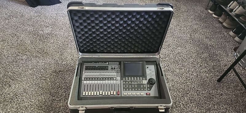 Roland VS-1880 24-Bit Digital Studio Workstation | Reverb