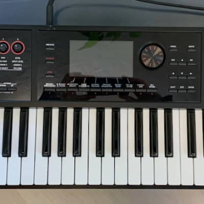 Roland FA-06 61-Key Music Workstation 2014 - Present - Black