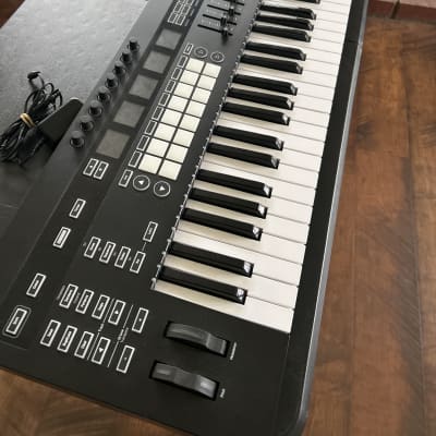 Novation ReMOTE 49 SL MKIII MIDI Controller 2018 - Present - Black