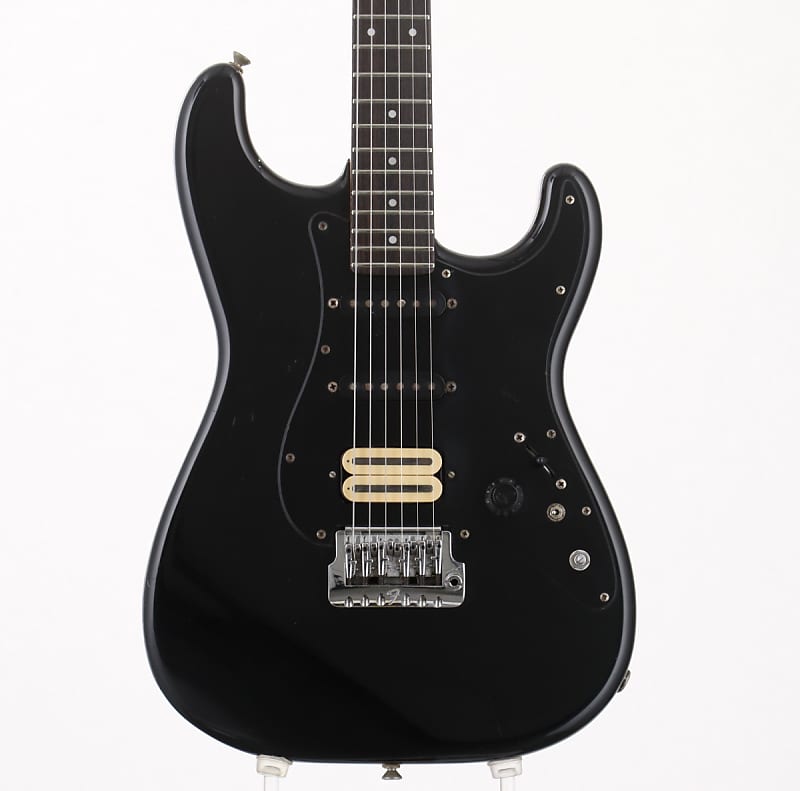 Fender Japan BOXER Series ST-556 ジャンク Fender Boxer Series ST-556 - Paul's Boutique