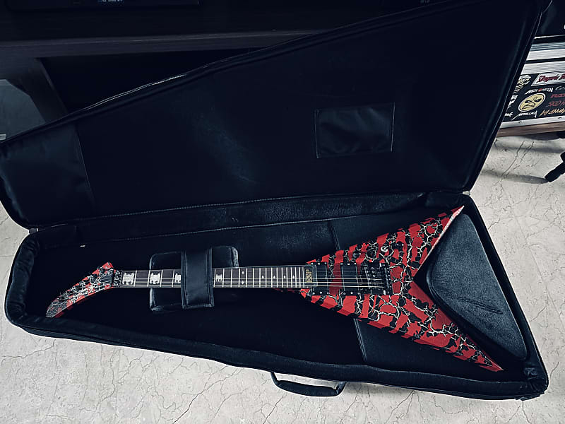 Edwards Kerry King KKV crackle Slayer Japan 90s by ESP with Edwards Kerry King KKV crackle Slayer Japan 90s by ESP with